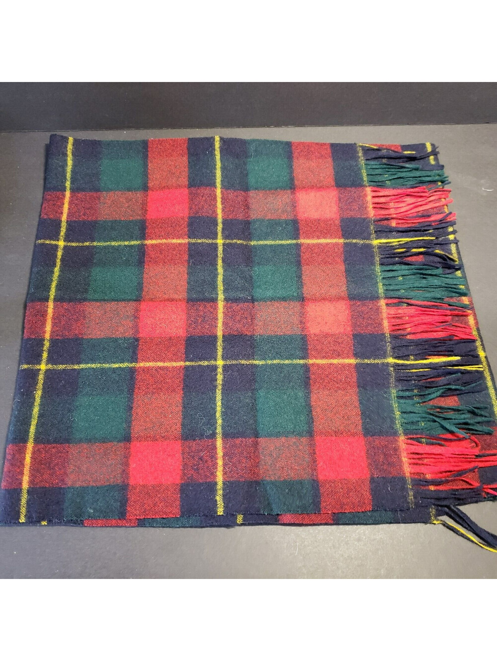 Pendleton 100% Virgin Wool Scarf Red Green Blue Plaid Tartan Fringe USA 51x12"